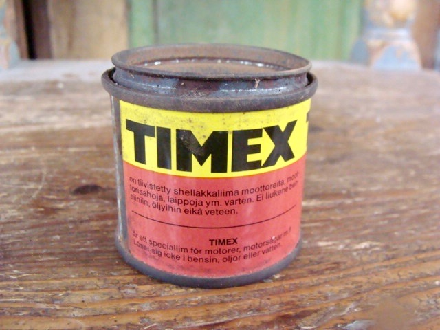 Timex shellakkaliimaa moottoreihin