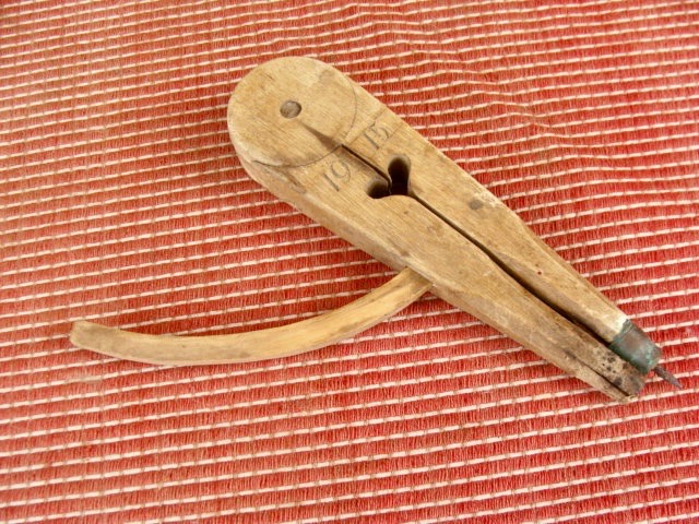 Harppi v. 1915, puinen