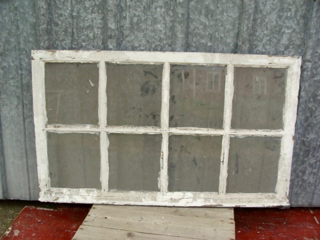 8-ruutuiset ikkunat, 109,5x64,5x4,3cm