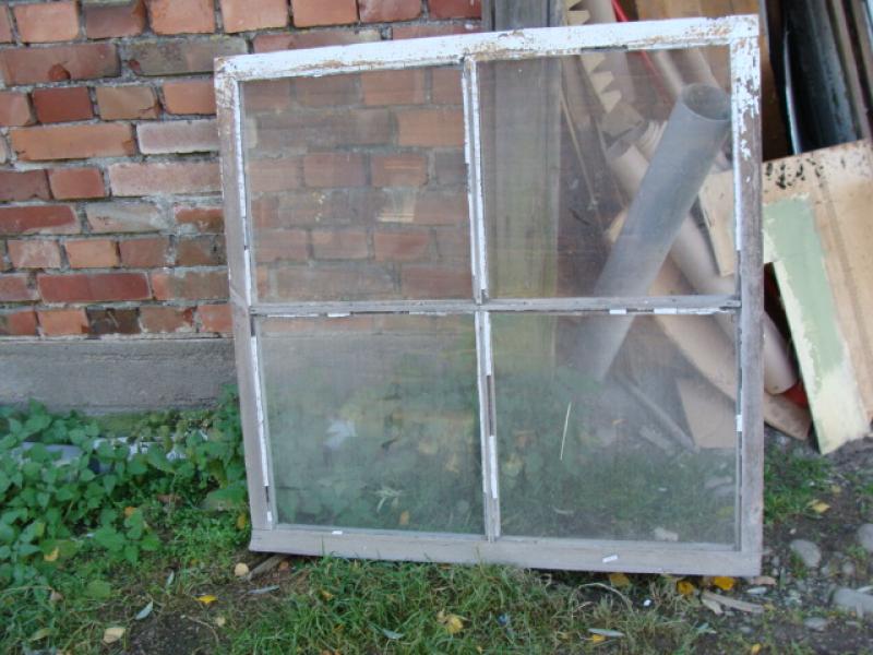 4-ruutuiset ikkunat,102,5x100 cm