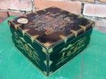 Huntley & Palmers oriental casket, keksilaatikko